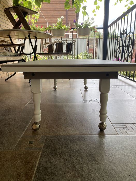 Журнальный столик