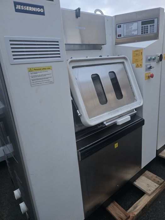 Masina de spălat rufe industriala, Primus, 26 kg