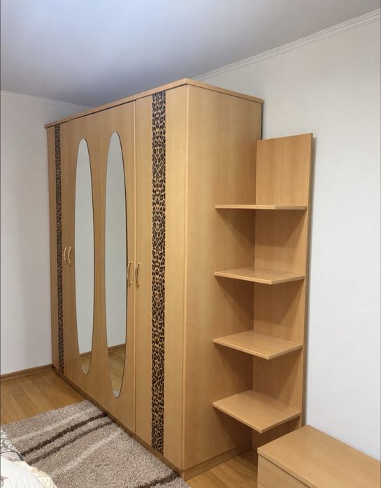 Спальный гарнитур
