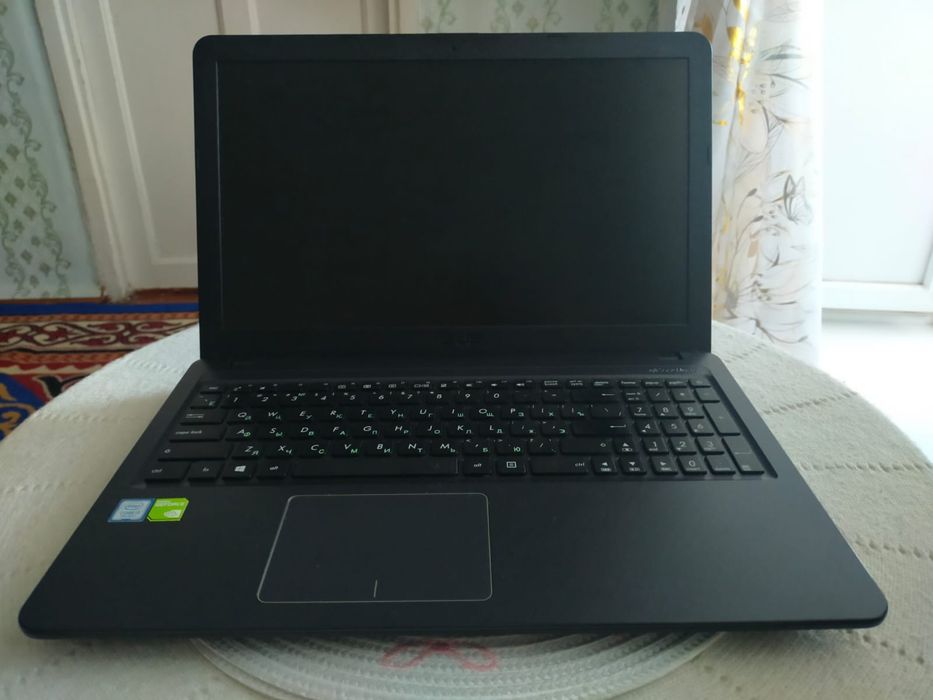 Продаю ноутбук Asus