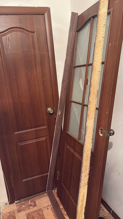 Продам дверь б/у