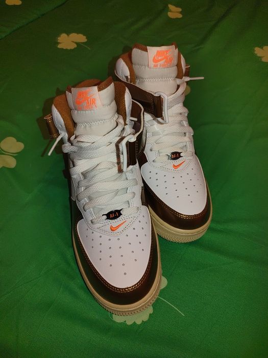 Adidași Nike Air Force 1 nr.42.