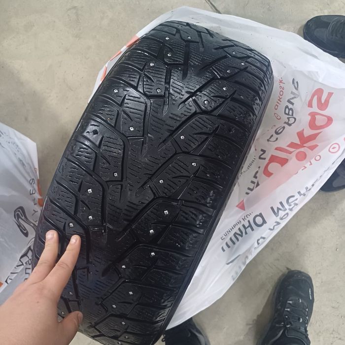 Шины б/у Yokohama 245/45/19