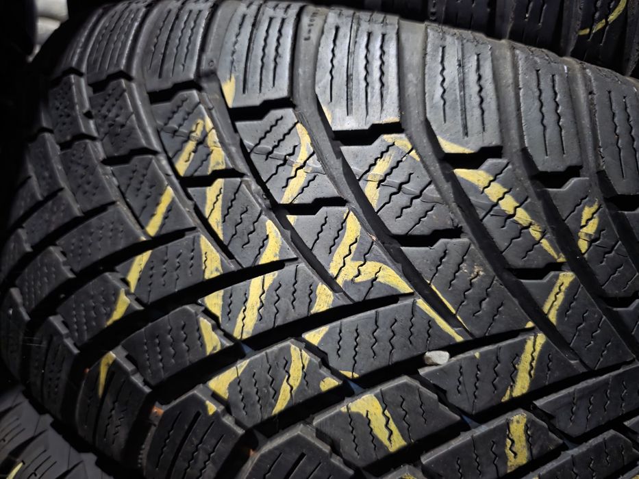 4бр Зимни 215 55 16 - Continental