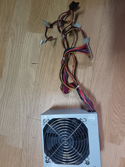 Блок питания Huntkey CP-400H