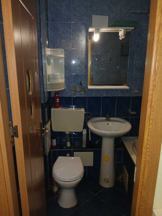 Proprietar: Închiriez apartament 2 camere, decomandat,complet utilat, parcare – 7 min Metrou Piața Sudului