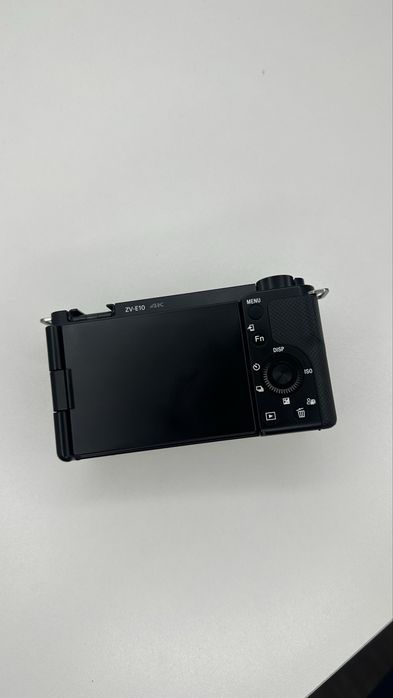 Camera Sony ZV-E 10 | Ronin RS3 mini