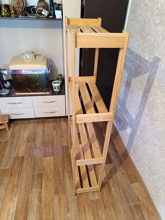 Стеллаж ИКЕА деревянный
