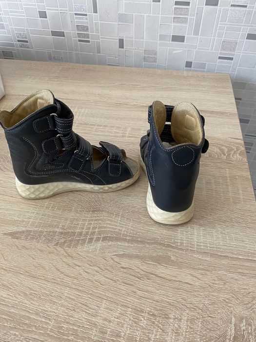 Обувь ортопедическая