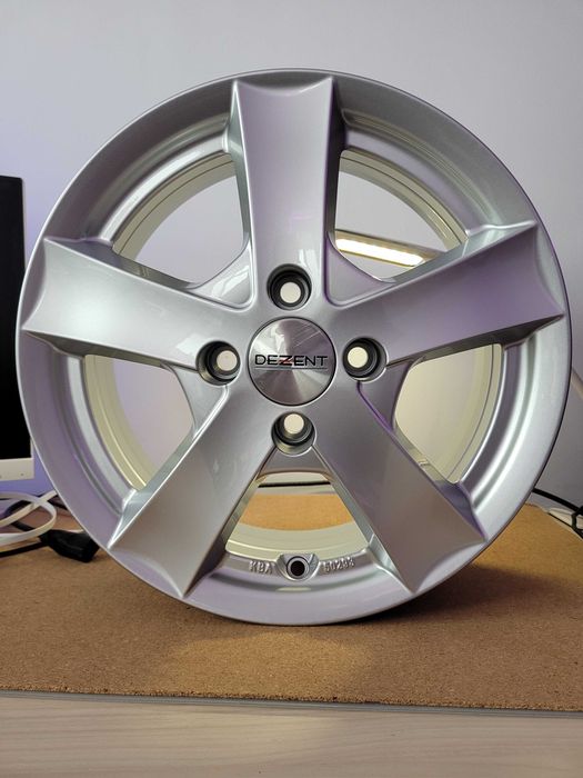 Janta noua Dezent TX R14 5.5×14 4×100 CB:60.1 ET35 Renault Clio Symbol