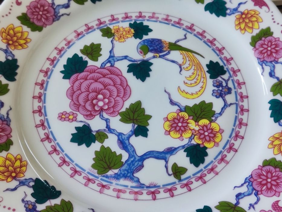 Порцеланови десертни чинии Kahla