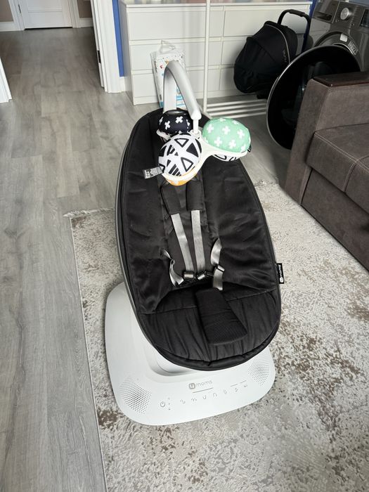 Электрокачеля 4moms mamaroo5