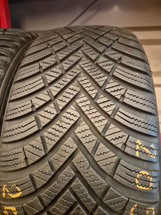2 Anvelope M+S IARNA - 205/45/16 87H - Hankook Winter - CA UNELE NOI - DOT 2022 !