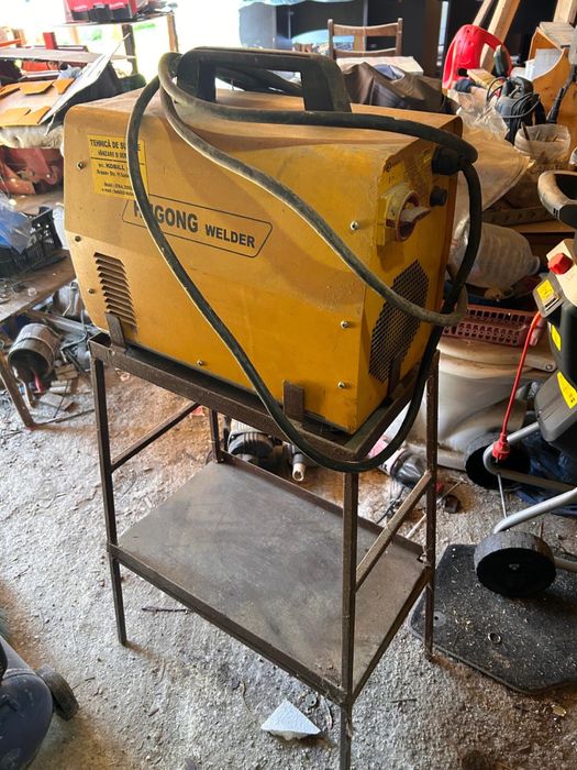 Aparat de sudura profesional trifazic
