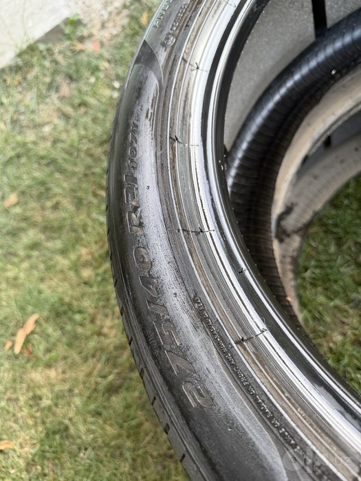 Pirelli P Zero 315/35/21. P Zero 275/40/21.