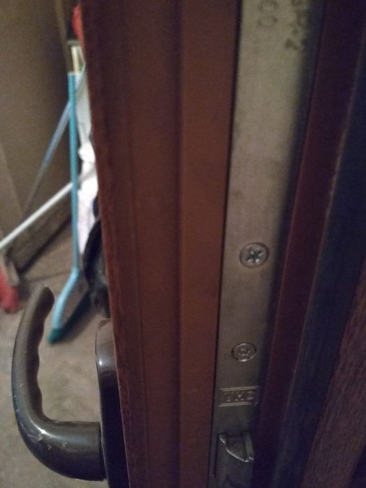 ПВЦ врата за кабине и офис!