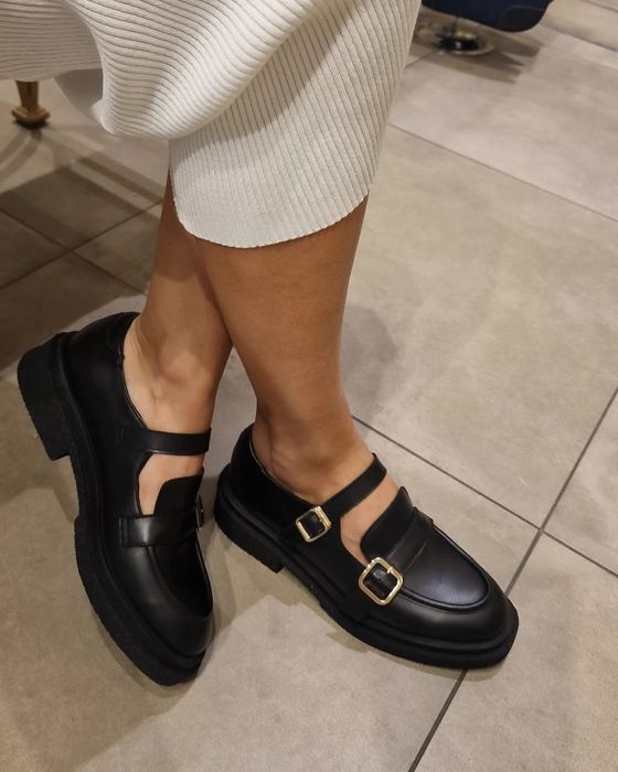 Дамски кожени обувки