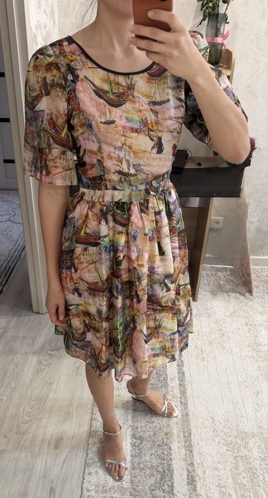 Продам платье 44-46 р. М размер