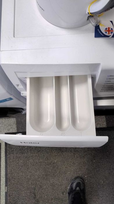 Пералня машина с Инверторен мотор HAIER 8 кг 1400 об/мин HW80-BP1439N