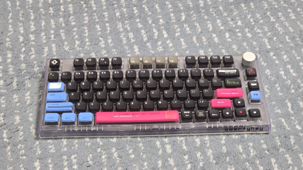 Tastatura qwertykey 75