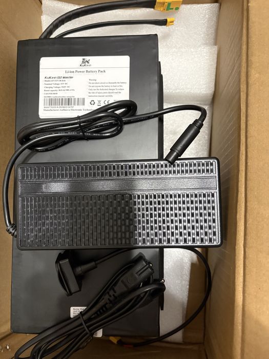 Батерия, зарядно и порт за kukirin g2 master