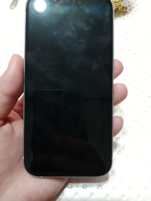 Продам айфон 15 идеальный