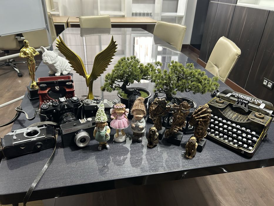 Декор / реквизиты / статуи