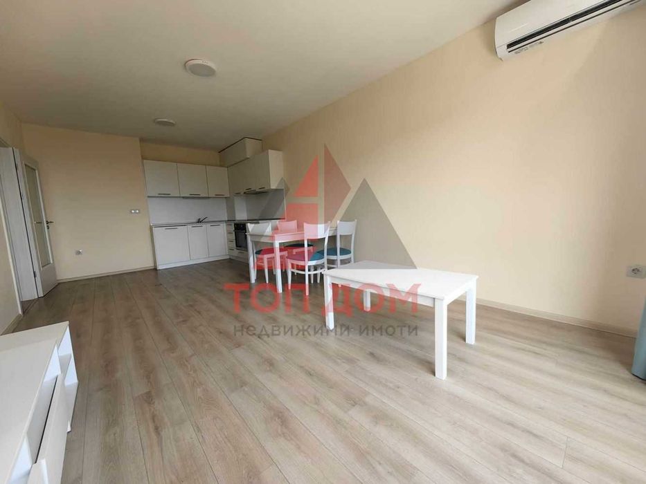 Продава се Двустаен апартамент в Варна, Аспарухово - 72 кв.м за 2292 €/кв.м - Снимка #1