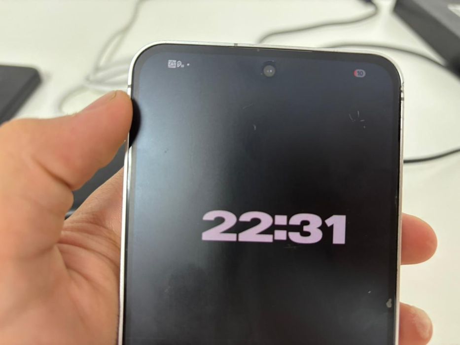 Самсунг с24фе серый