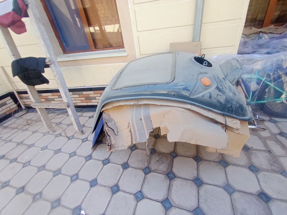 Polu kabına Kazerok Tom lobovoylik