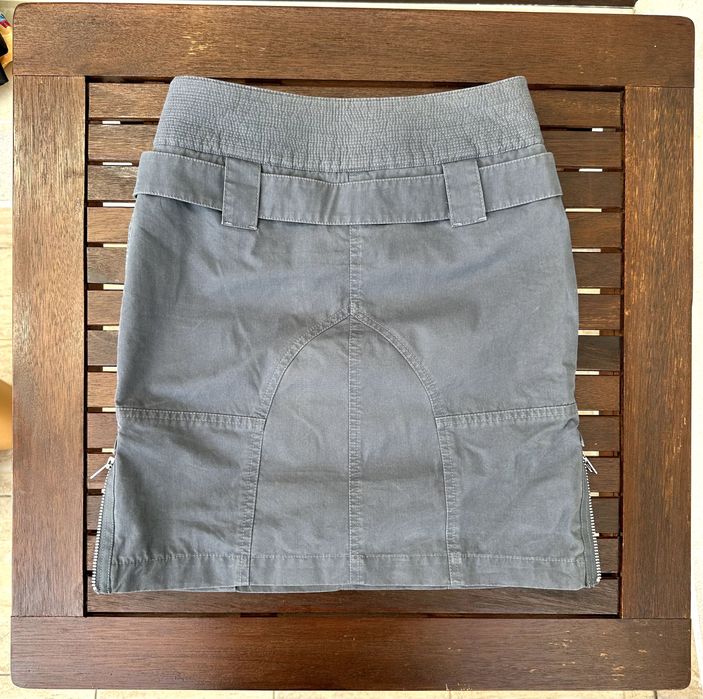 Дамска пола Tommy Hilfiger - размер М, много добро състояние