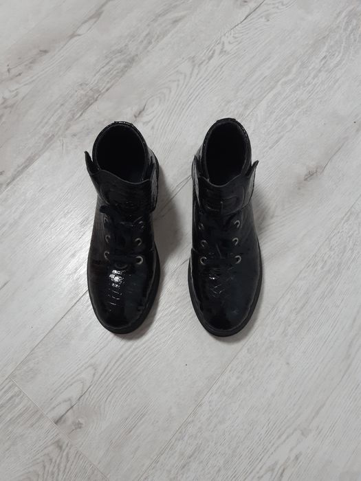 Ботинки женские 36р.