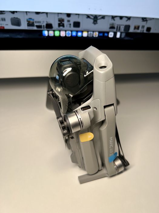 Drona DJI Mavic AIR 2 Fly More Combo