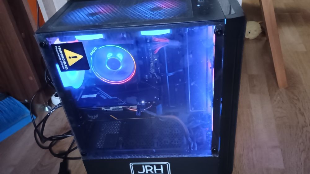Calculator unitate gaming RGB Ryzen 5 3600 16gb ram SSD 256gb HDD 4Tb GTX 1660 Super 6gb DDR6 192b