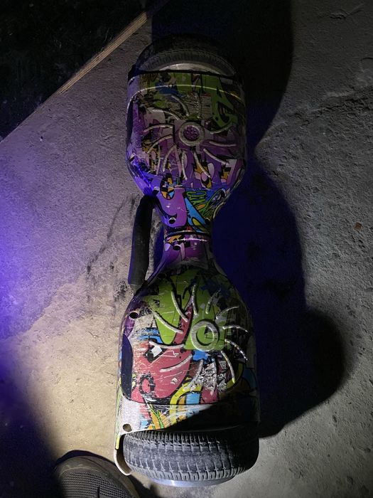 Продаи срочно гироскутер