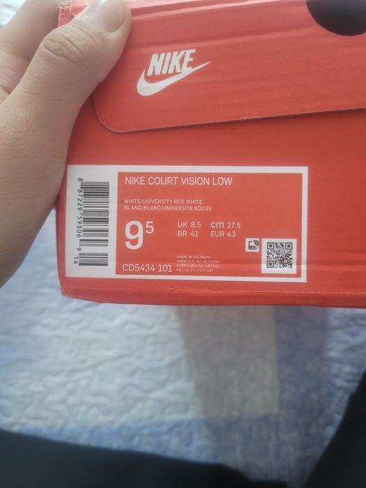Кроссовки Nike red