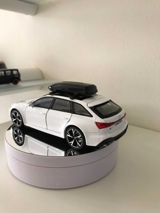 Метални колички, различни видове и размери в описанието