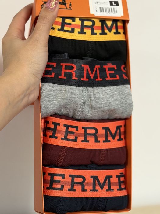 Boxeri hermes barbati