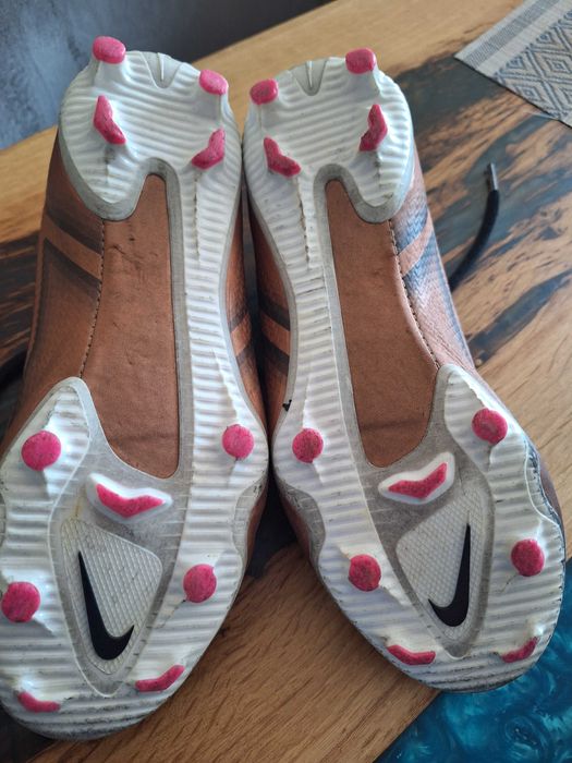 Детски бутонки nike  phantom 36,5