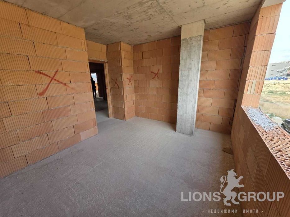 Продава се Тристаен апартамент в Варна, Владислав Варненчик - 110 кв.м за 1273 €/кв.м - Снимка #6