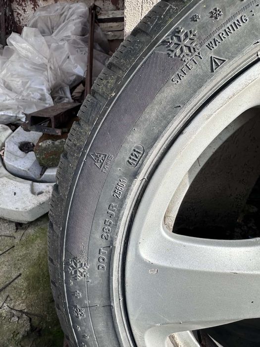 Оригинални джанти 17" със зимни гуми BMW E60xd/E61xd 4x4