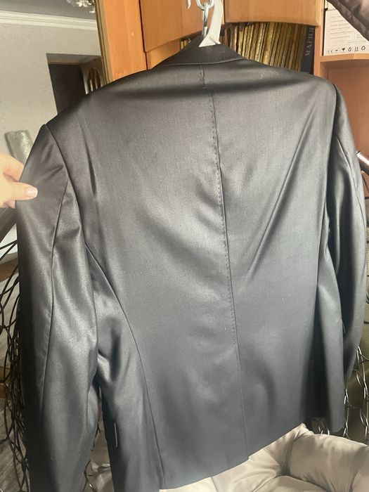 Продам мужской костюм