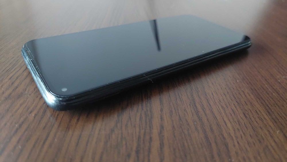 телефон Huawei P40 Lite