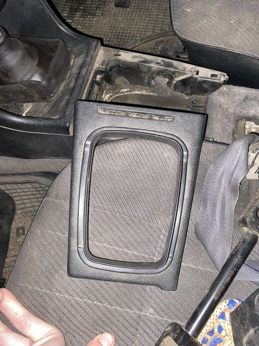 Кпп, запчасти пассат б3 1.8 гольф 3