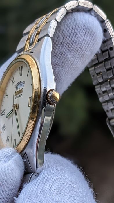 Vintage Seiko Quartz Day-Date Ref.7n43-9041 /