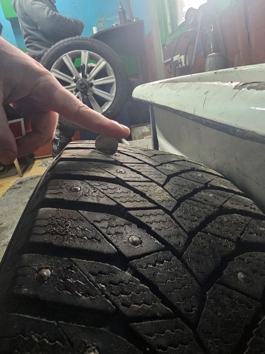 Продам резину на авто