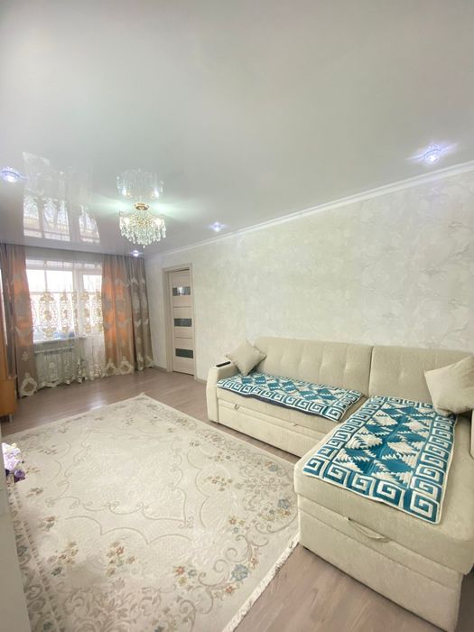 Продаётся 2-х ком кв-ра. 12 мкр дом 6