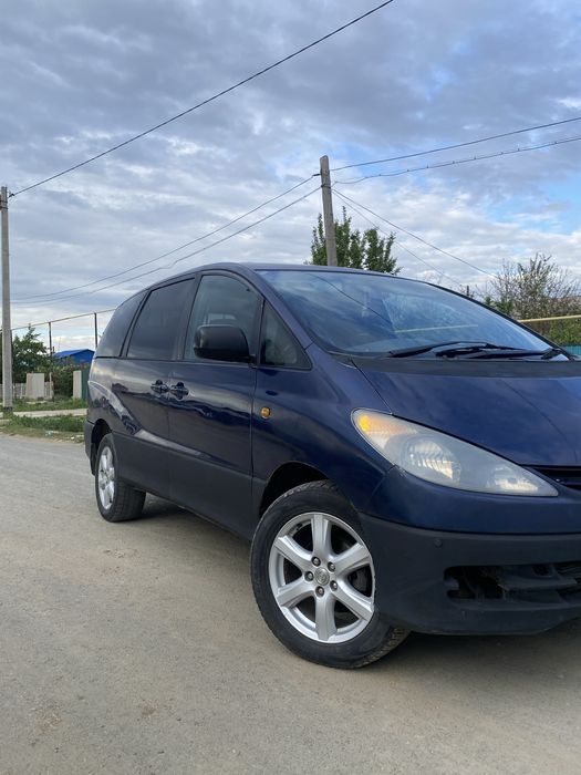 Toyota Эстима 2002