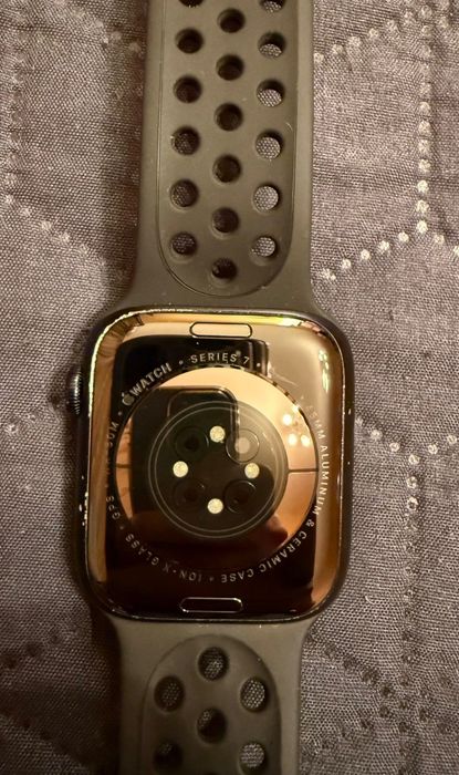 Заглавие: Apple Watch Nike Series 7 (45mm) – Пълен комплект + Втора оригинална Nike каишка