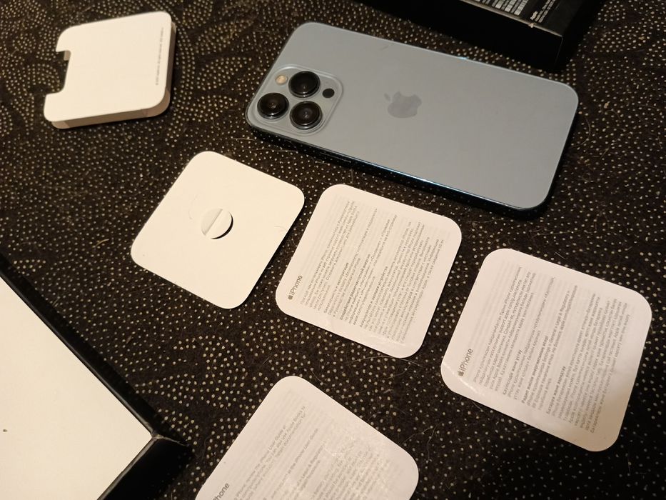 Продам айфон 13 про